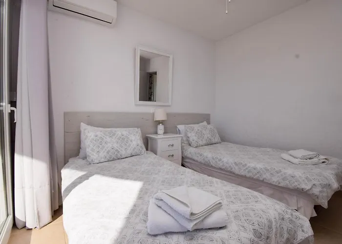 Apartamento Ref 200 *